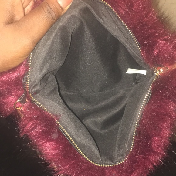 Red Burgundy handbag crossbody gold chain purse - Picture 10 of 11